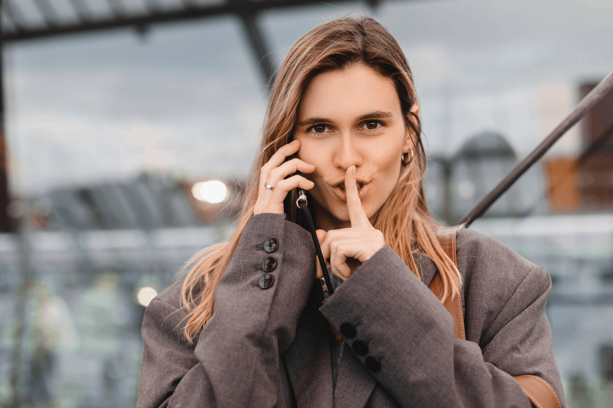 Mithören von Handygesprächen von einem anderen Telefon aus