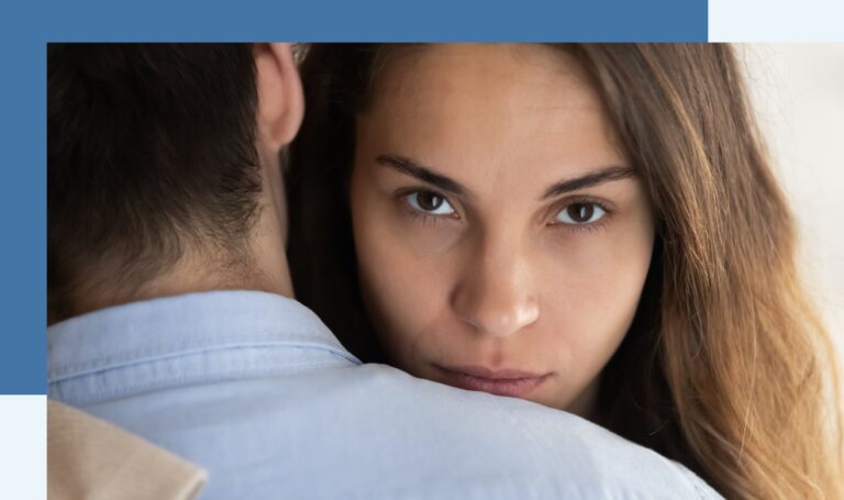 Hoe weet ik of mijn vriendin vreemd gaat? | Gedrag na vreemdgaan vrouw